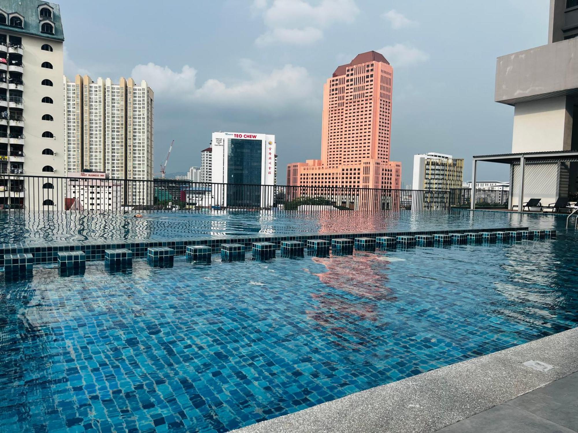 Chamber Grand Klcc Apartment