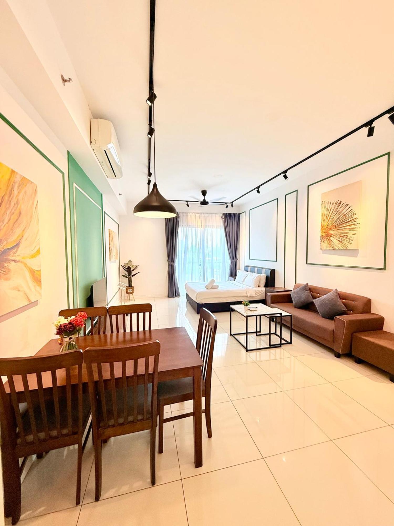 Chamber Grand Klcc Apartment *